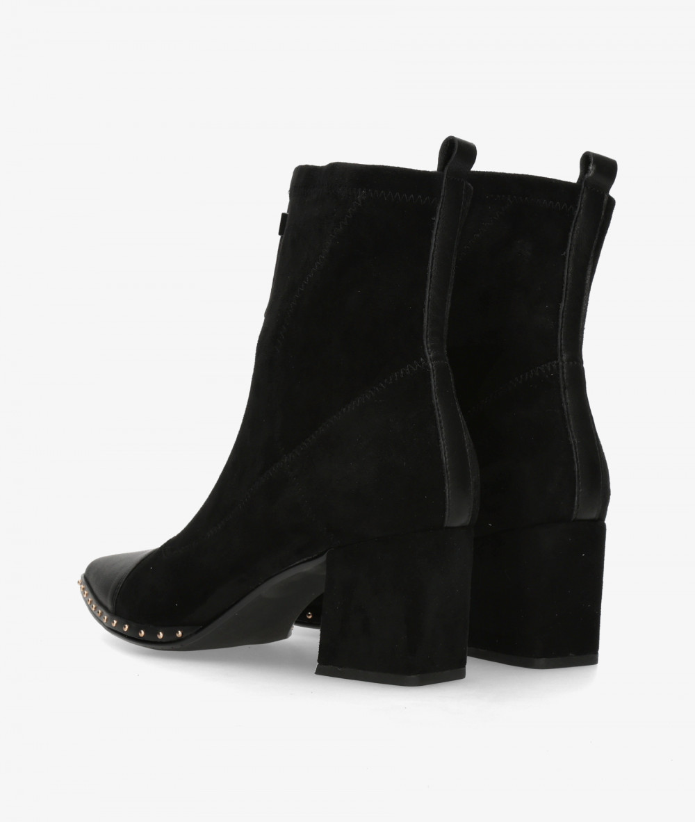 Botines Stephen Allen  LAUR-18  K19118H- C17A en negro