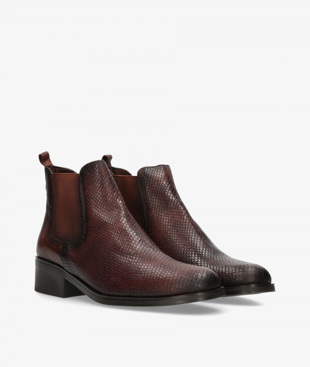 Botines pabloochoa.shoes  8401 en serpiente marrón