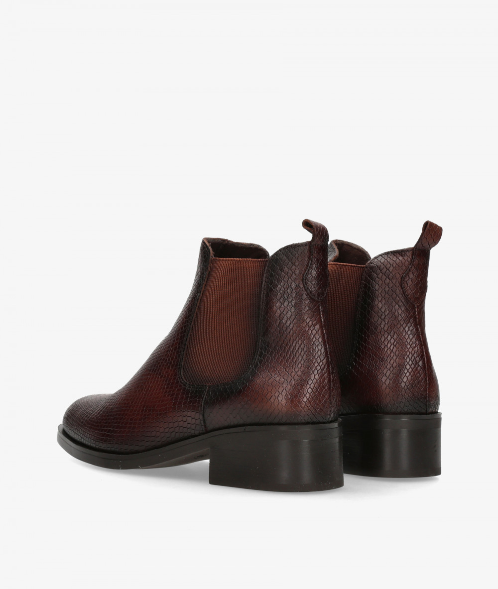 Botines pabloochoa.shoes  8401 en serpiente marrón