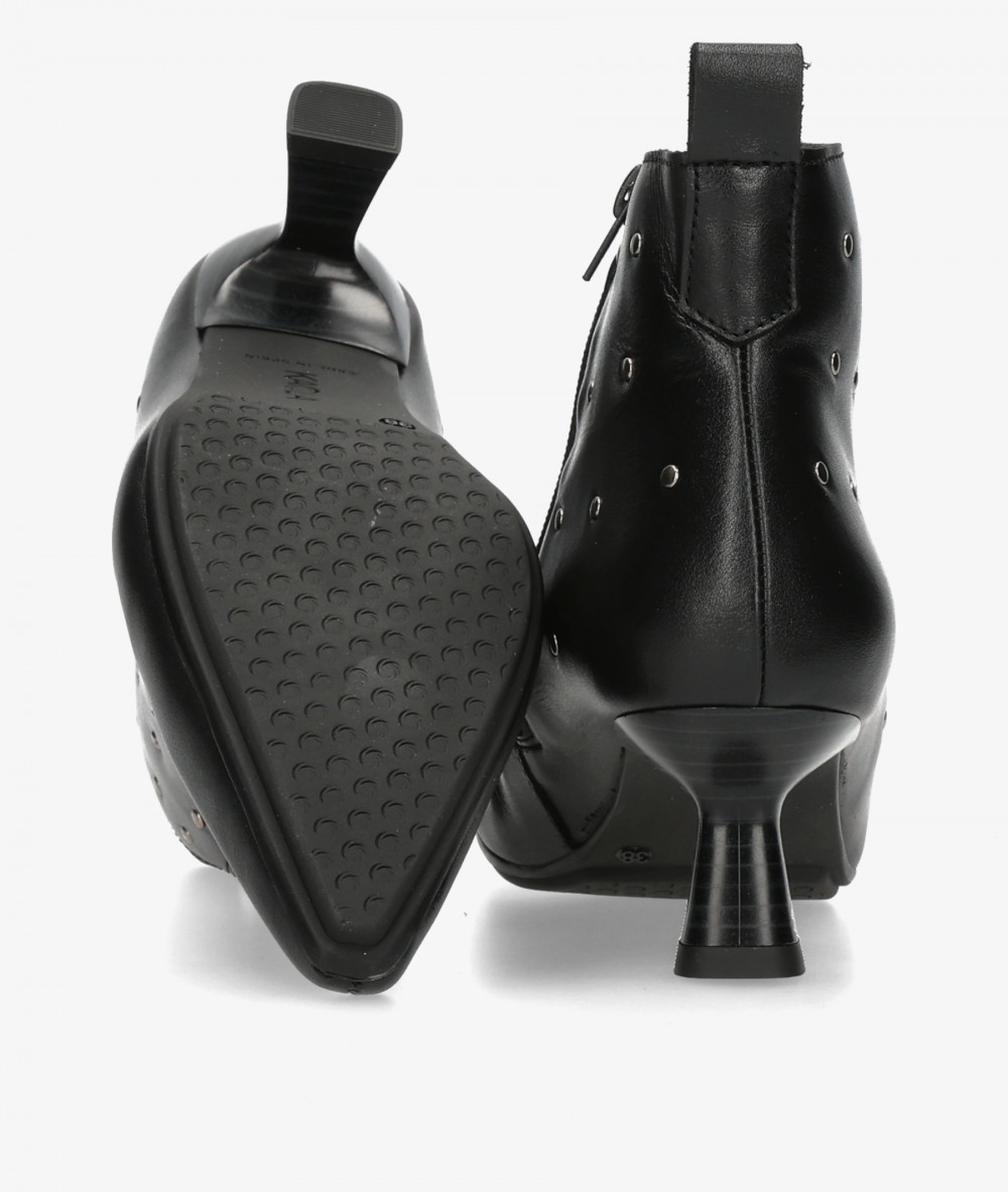 Botines pabloochoa.shoes  6690 en negro