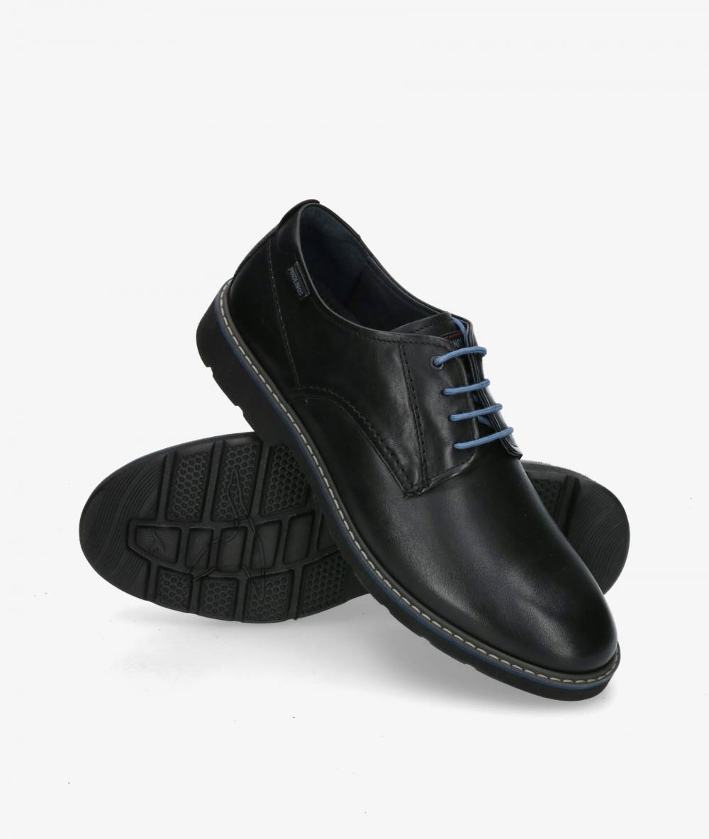 Zapatos de cordones Pikolinos M7D-4289 en negro