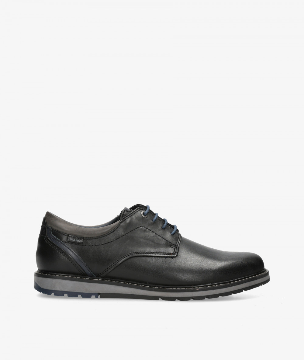 Zapatos de cordones Pikolinos M8J-4331 en negro