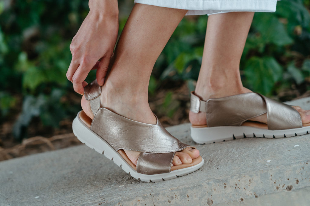 sandalias confort